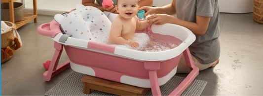 Baignoire bébé installée dans une douche de logement sans baignoire