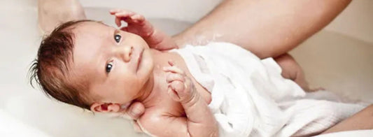 Évolution de l’utilisation de la baignoire bébé selon l’âge et la croissance de l’enfant