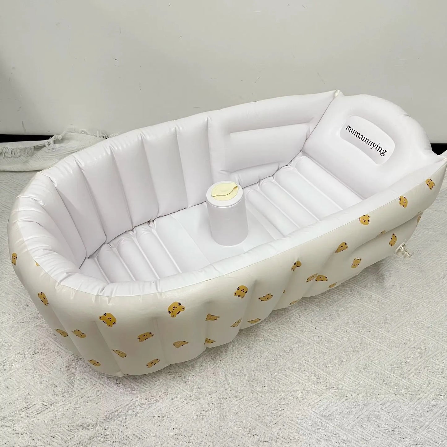 Baignoire pour bébé gonflable avec pompe, variante Petit tigre