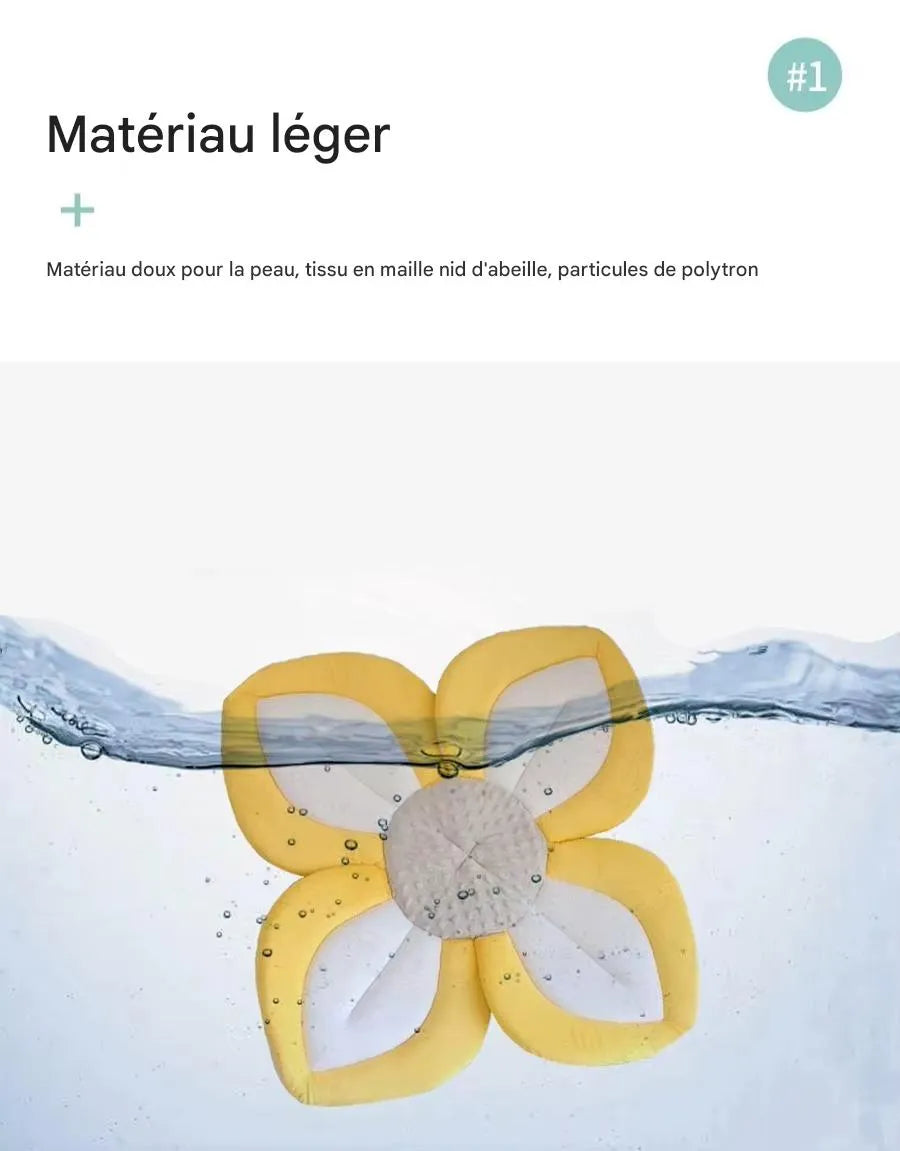 coussin de baignoire bébé fleur douce flottant à la surface de l’eau