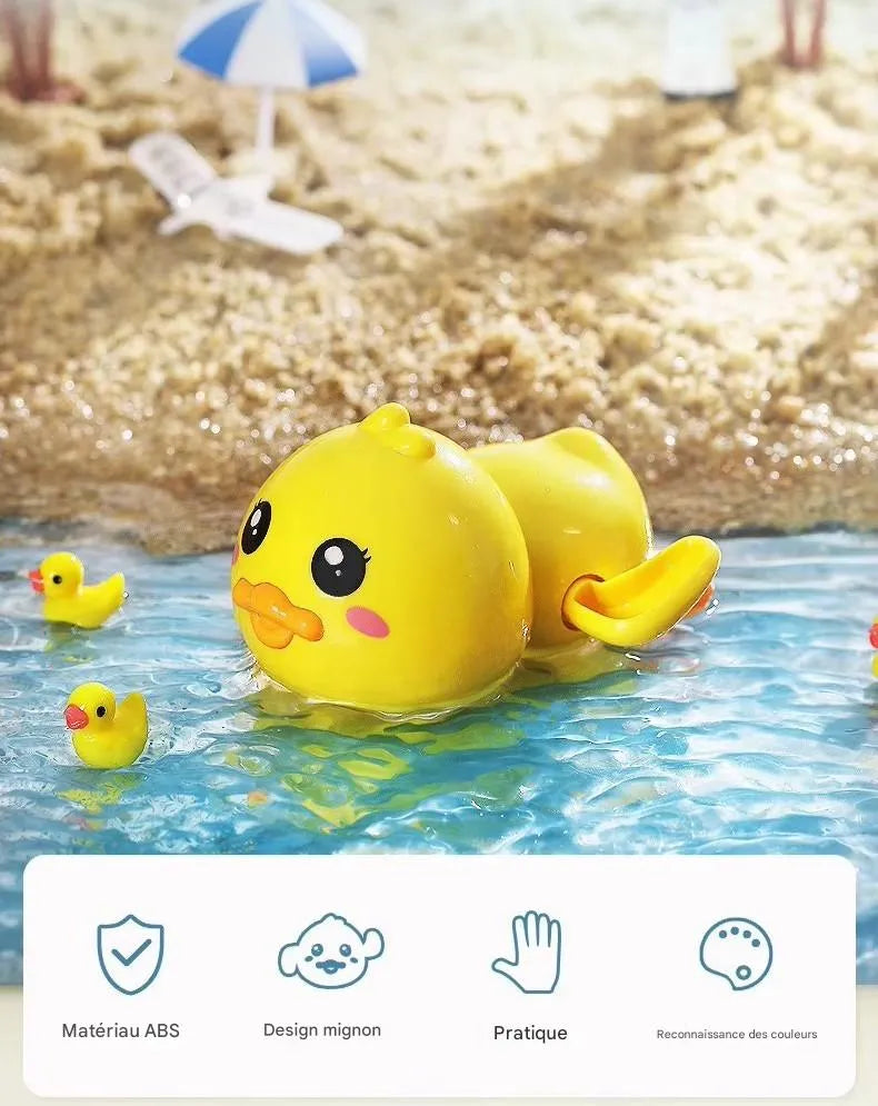 Jouet de bain bébé canard flottant et nageant dans l’eau
