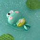 Jouet pour bain de bébé : grenouille bleue.